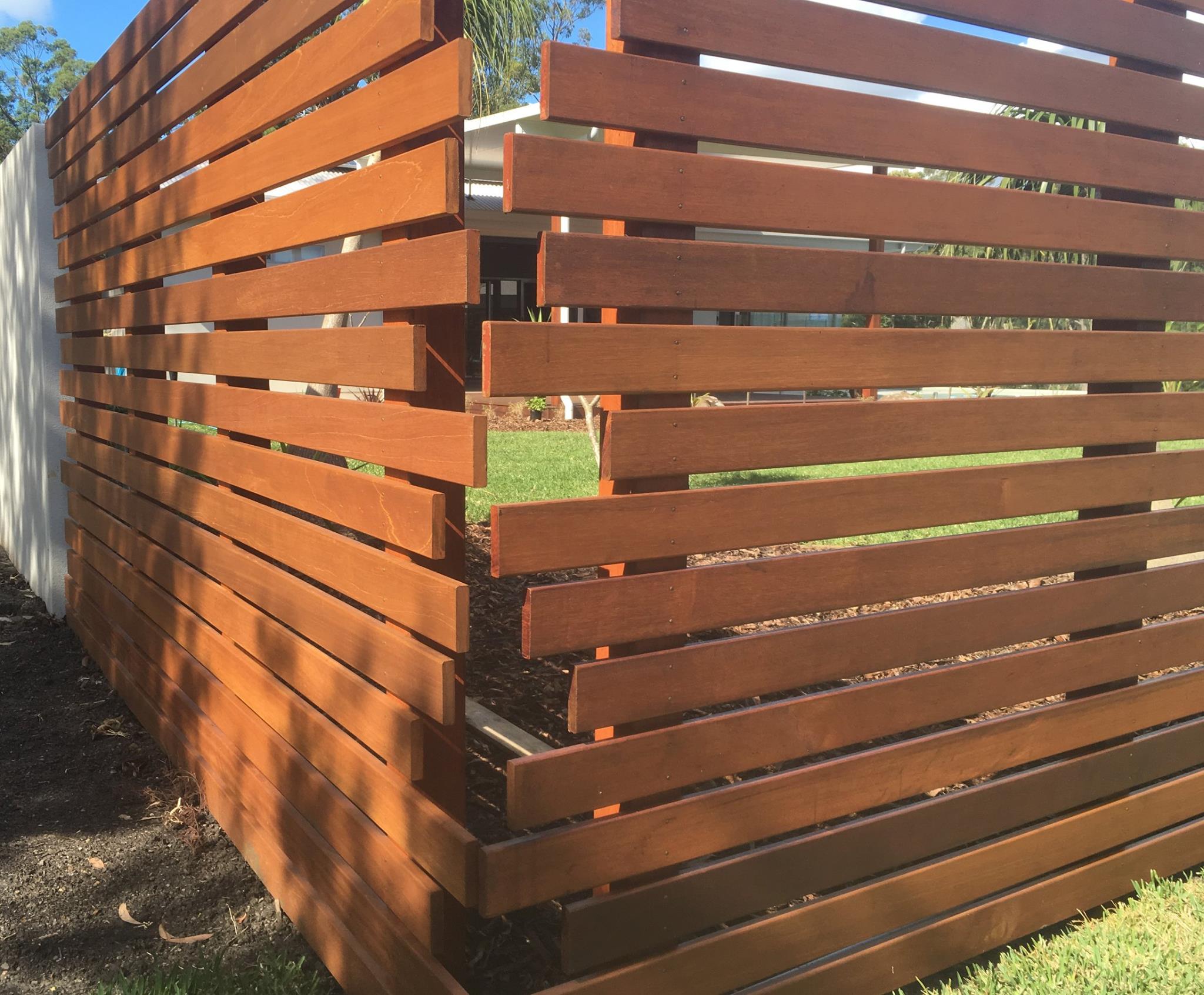 Hardwood slatted Feature Fence